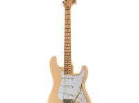 Fender | フェンダー  Yngwie Malmsteen MN VW