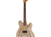 Fender | フェンダー  Tom Delonge Starcaster SLG RF