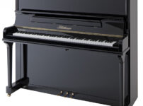 ブリュートナー  ピアノ Bluthner Model B Upright Piano