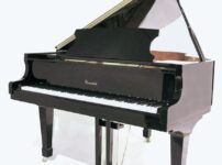ピアノ名称：キャベンディッシュ  ピアノ Cavendish Baby Grand Piano